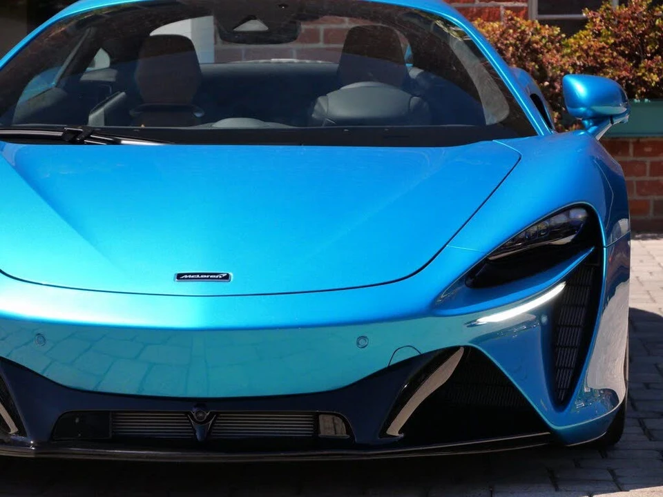 2026 McLaren Artura - Image 6 of 25