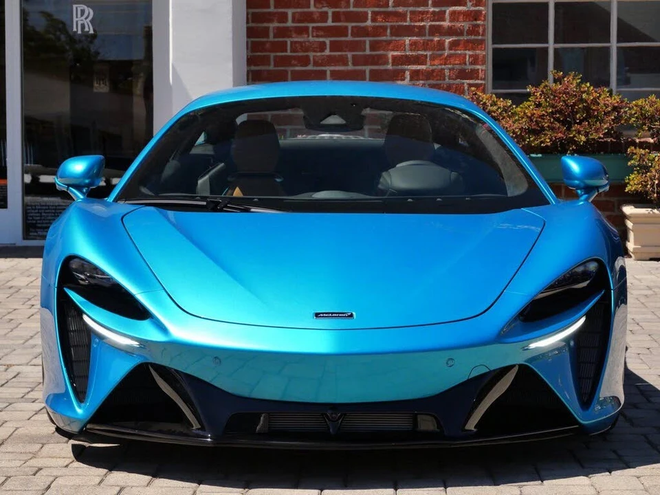 2026 McLaren Artura - Image 2 of 25