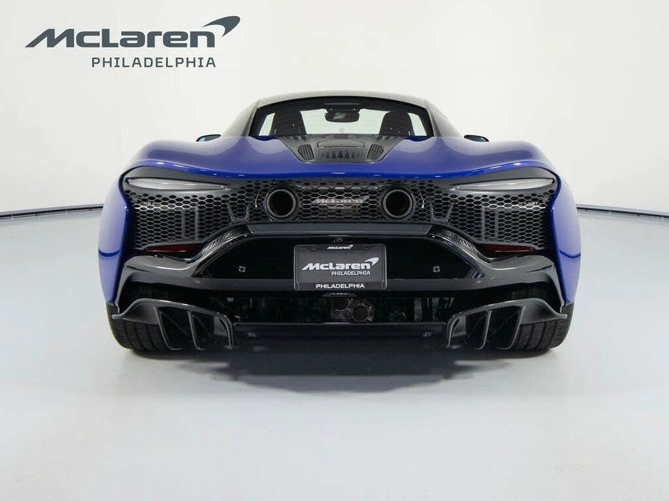 2026 McLaren Artura - Image 6 of 31