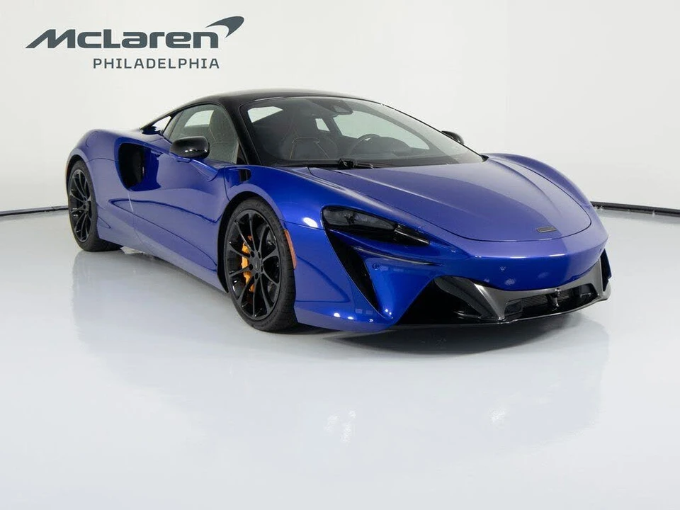 2026 McLaren Artura - Image 3 of 31