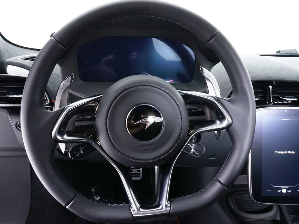 2026 McLaren Artura - Image 20 of 27