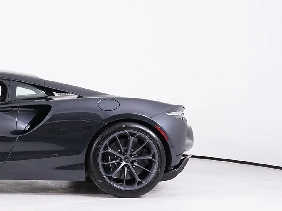 2026 McLaren Artura - Image 13 of 27