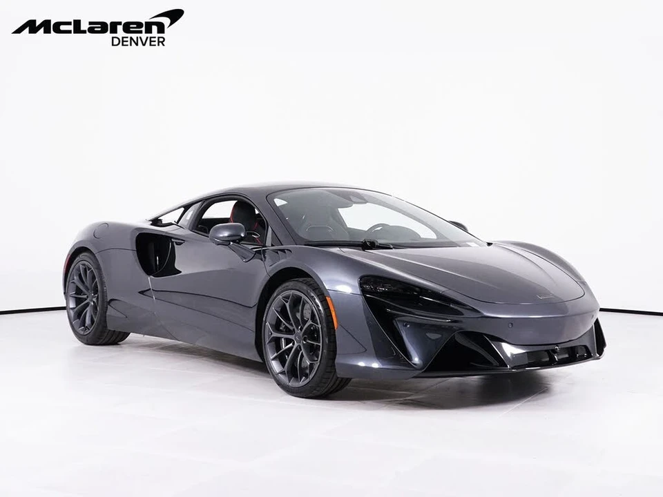 2026 McLaren Artura - Image 10 of 27