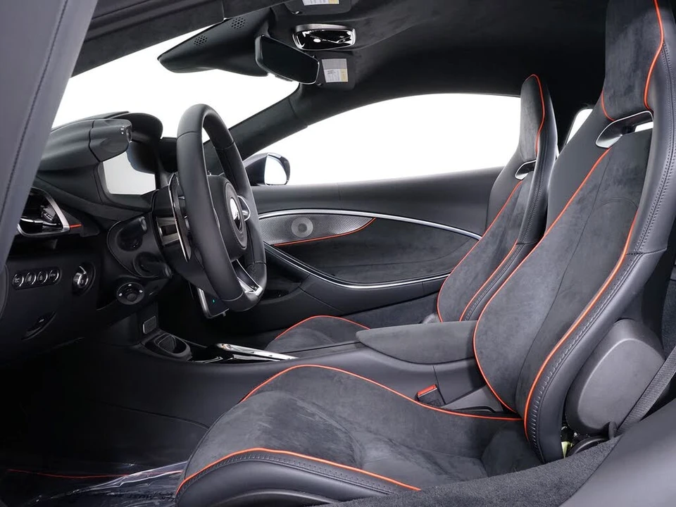 2026 McLaren Artura - Image 4 of 27