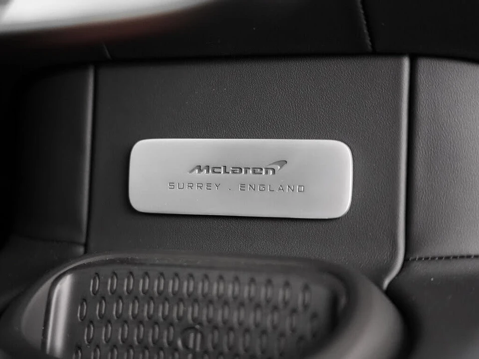 2026 McLaren Artura - Image 12 of 31