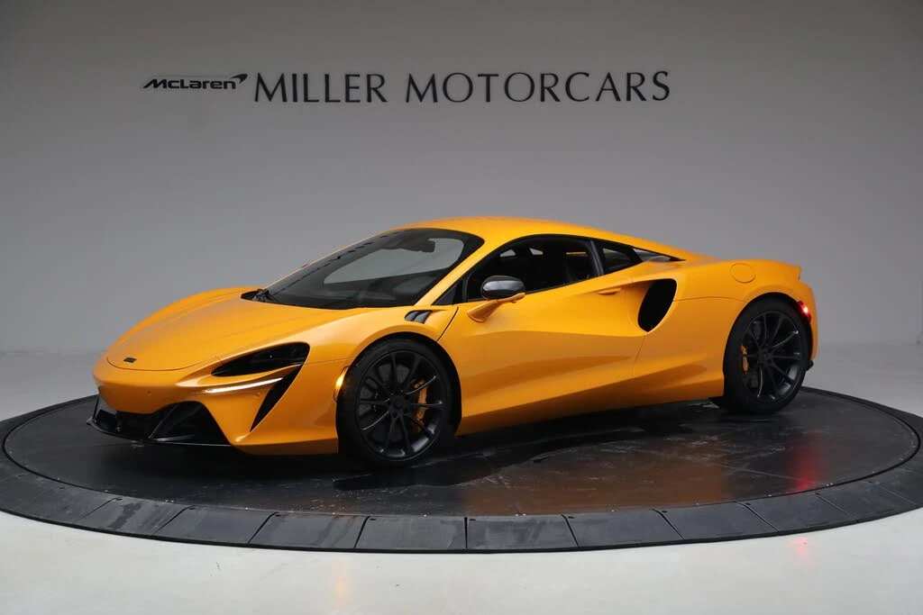 2026 McLaren Artura - Image 2 of 31