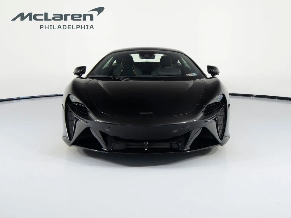 2026 McLaren Artura - Image 2 of 31