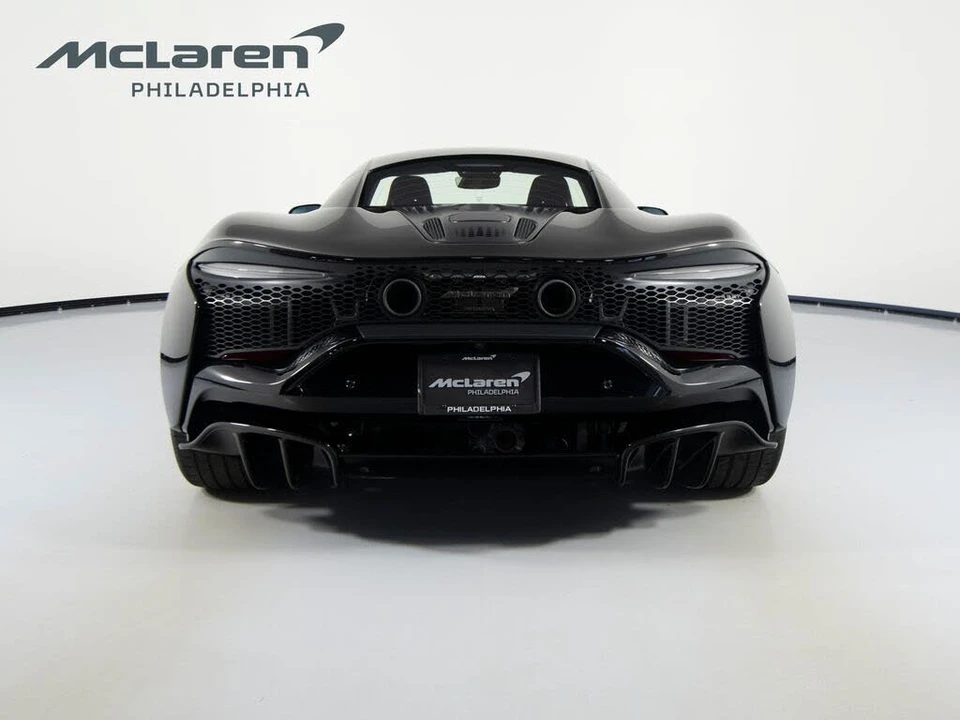 2026 McLaren Artura - Image 6 of 31