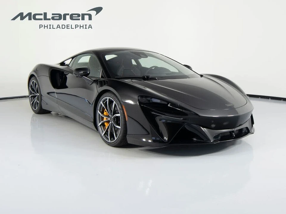 2026 McLaren Artura - Image 3 of 31