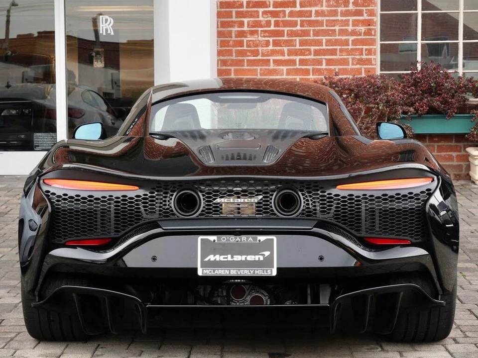 2026 McLaren Artura - Image 5 of 22