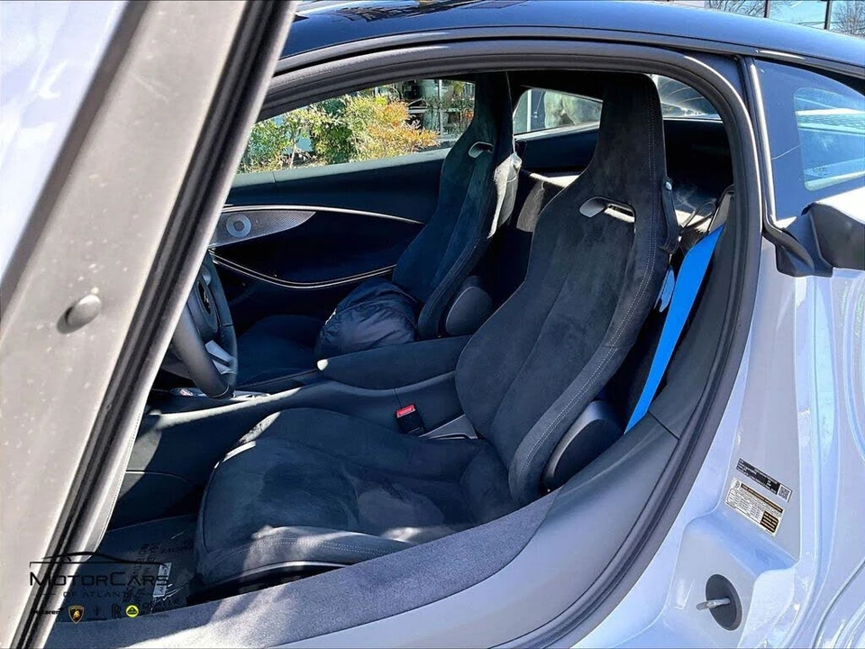 2026 McLaren Artura - Image 9 of 15