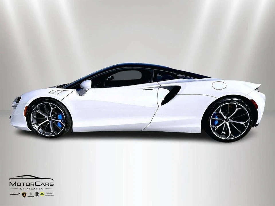 2026 McLaren Artura - Image 13 of 15