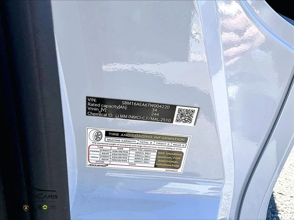 2026 McLaren Artura - Image 11 of 15