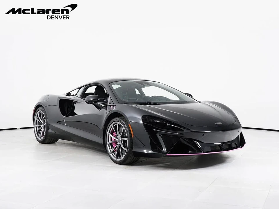 2026 McLaren Artura - Image 10 of 30