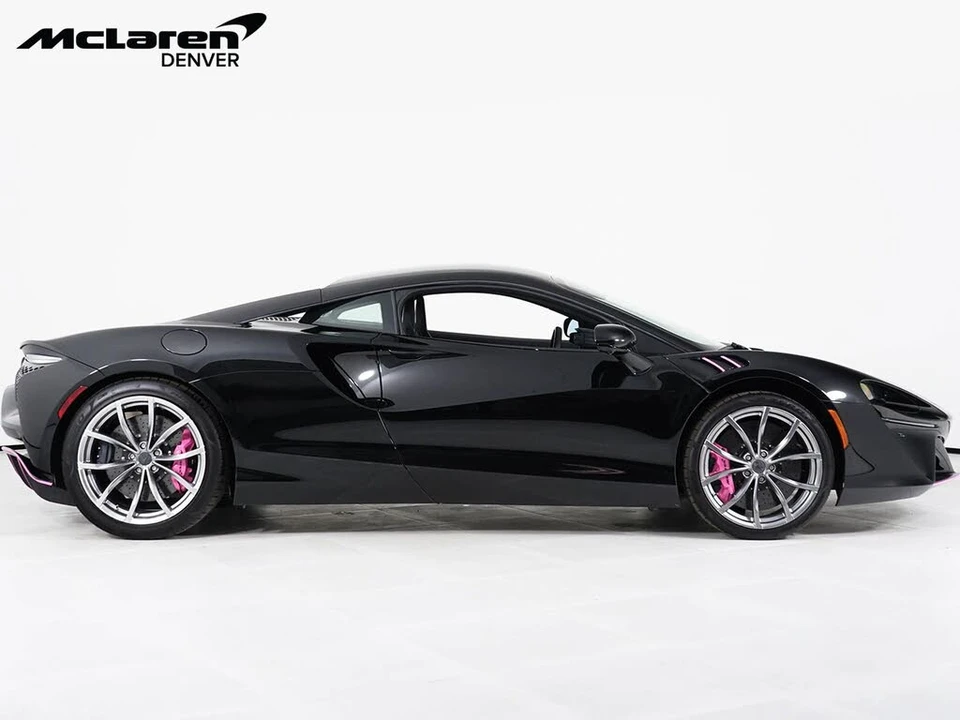 2026 McLaren Artura - Image 9 of 30