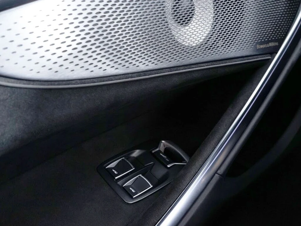 2026 McLaren Artura - Image 30 of 30