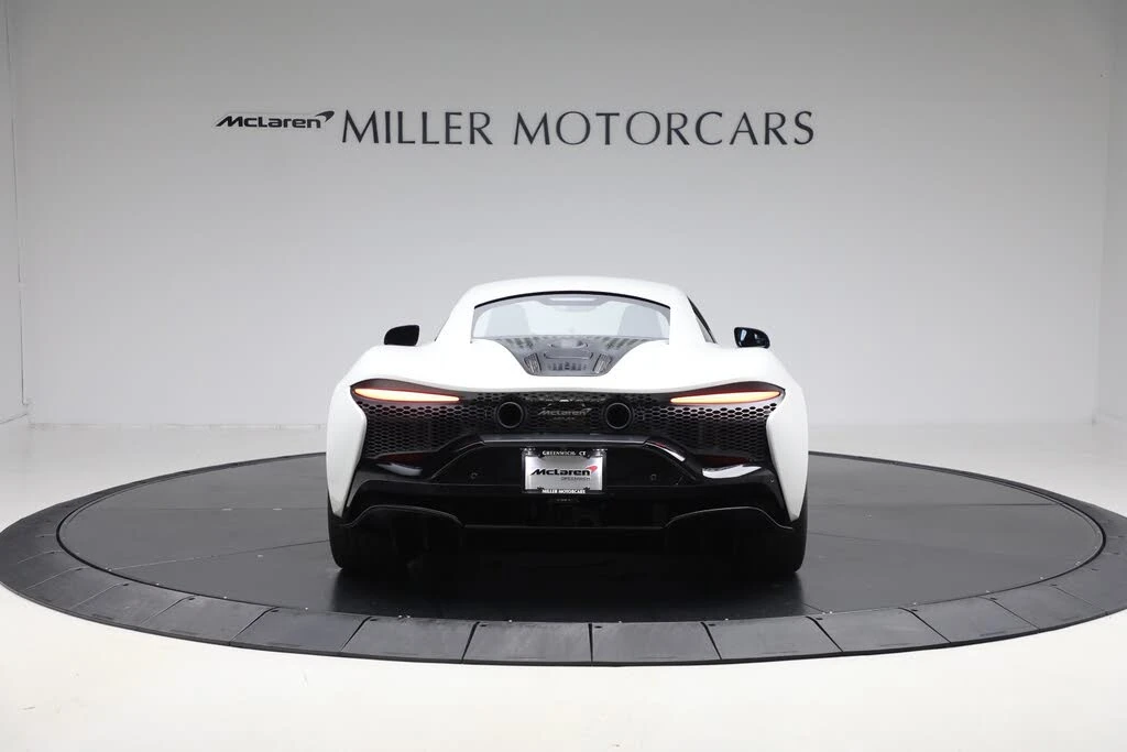 2026 McLaren Artura - Image 6 of 31