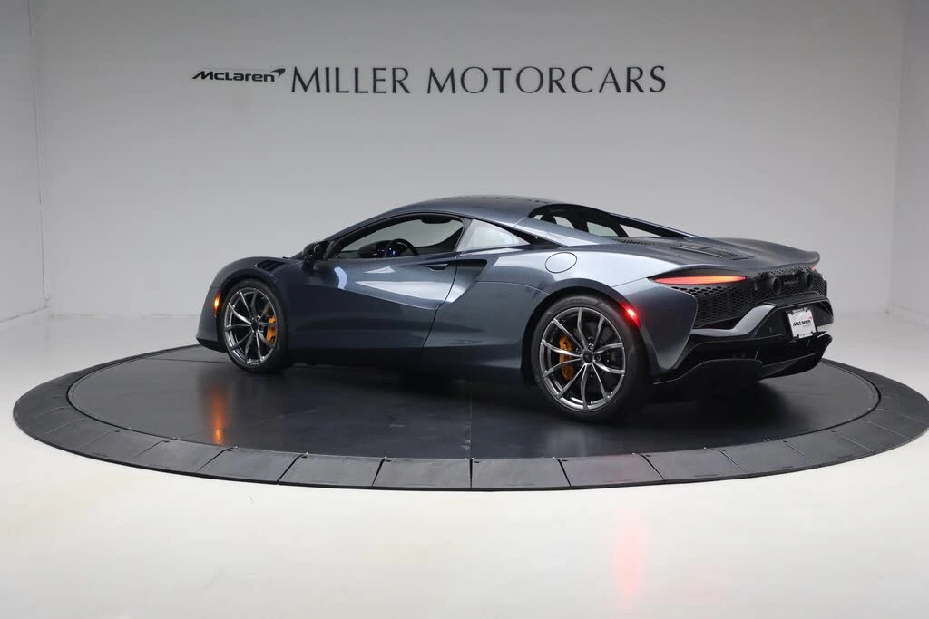 2026 McLaren Artura - Image 3 of 31