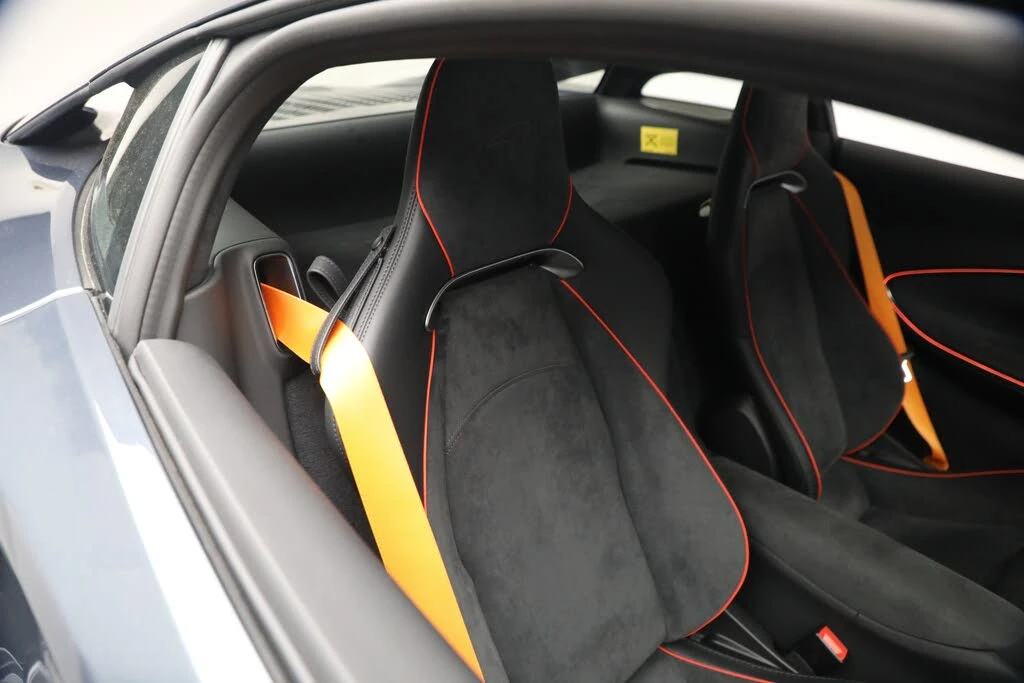 2026 McLaren Artura - Image 26 of 31