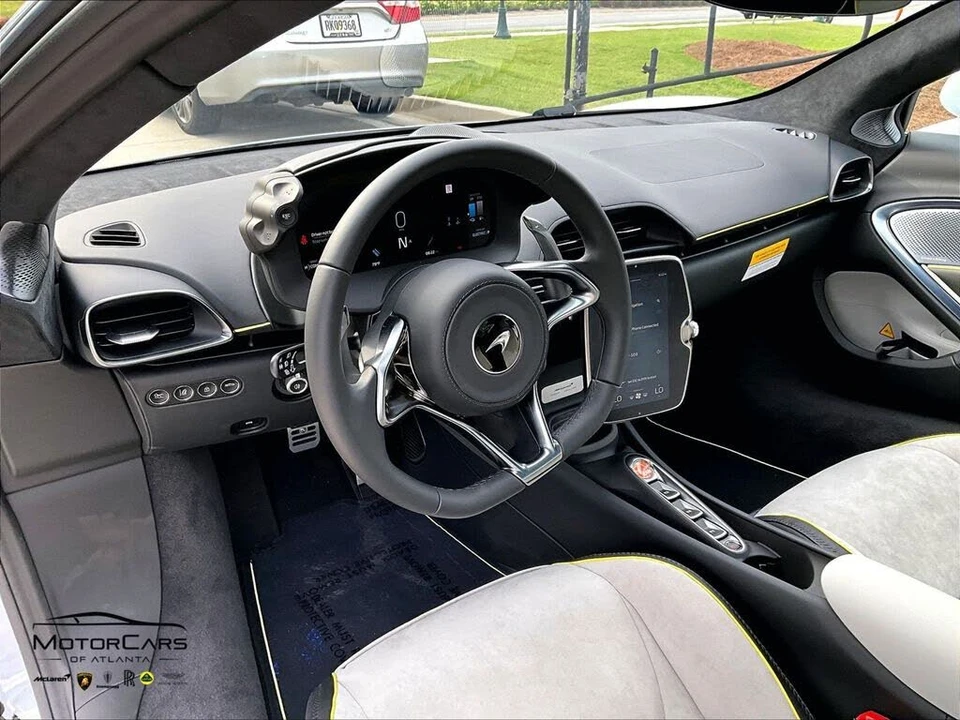2026 McLaren Artura - Image 6 of 15