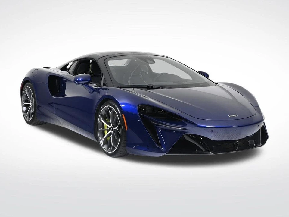 2026 McLaren Artura - Image 7 of 26