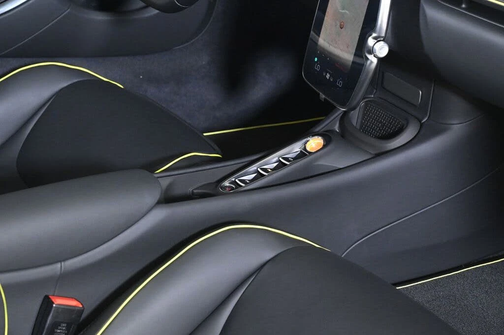 2026 McLaren Artura - Image 23 of 26
