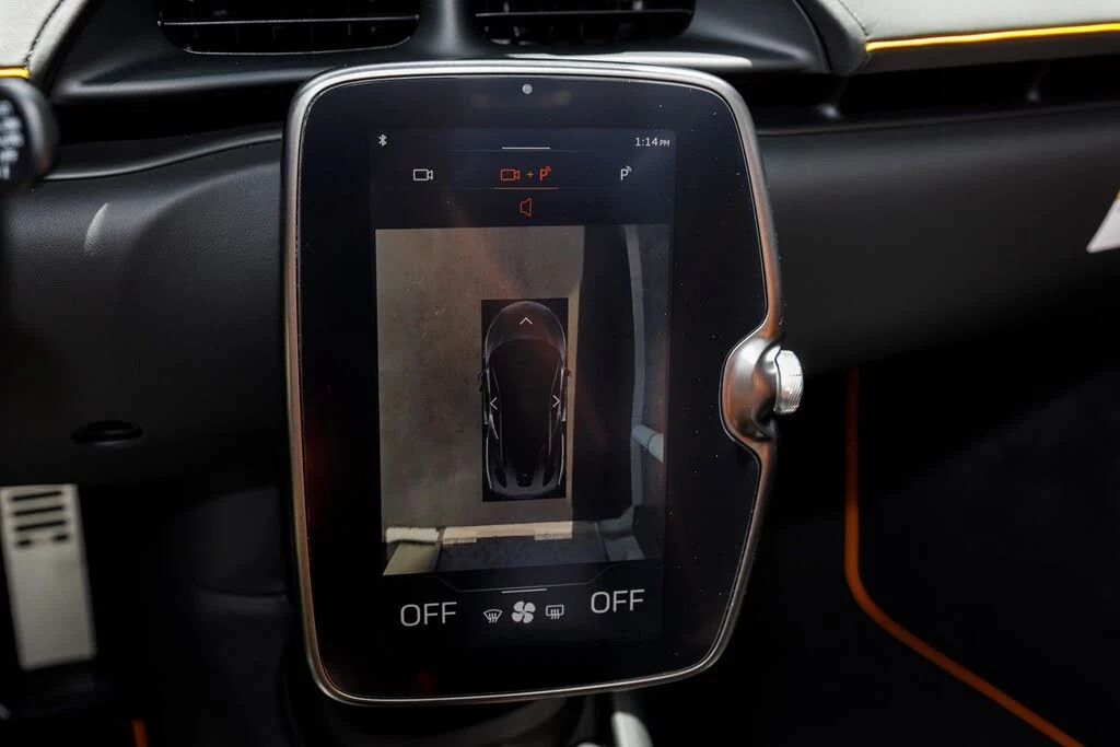 2026 McLaren Artura - Image 9 of 31