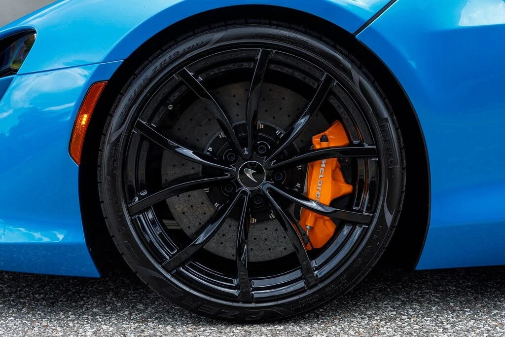 2026 McLaren Artura - Image 5 of 31