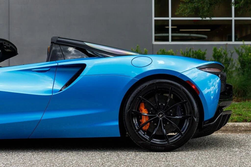 2026 McLaren Artura - Image 3 of 31
