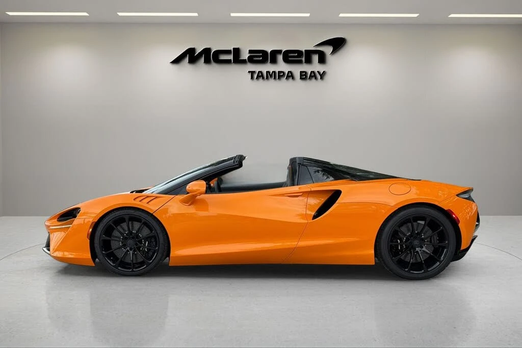 2026 McLaren Artura - Image 9 of 26