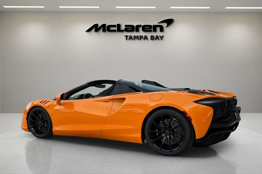 2026 McLaren Artura - Image 8 of 26