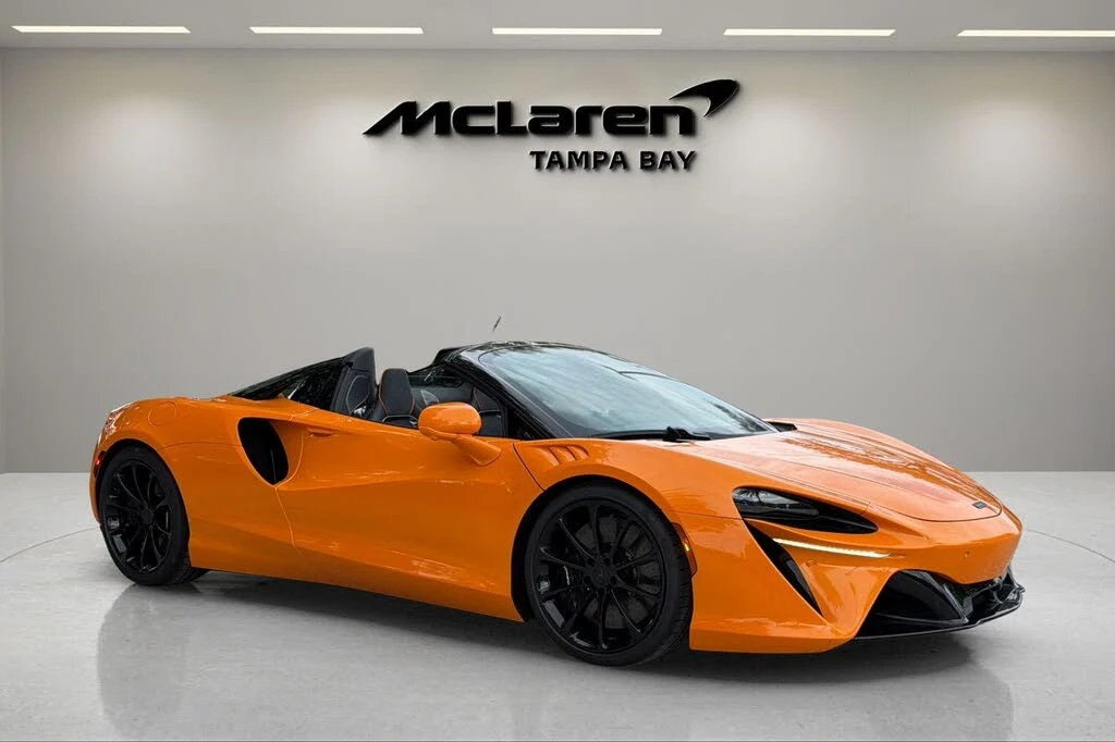 2026 McLaren Artura - Image 4 of 26