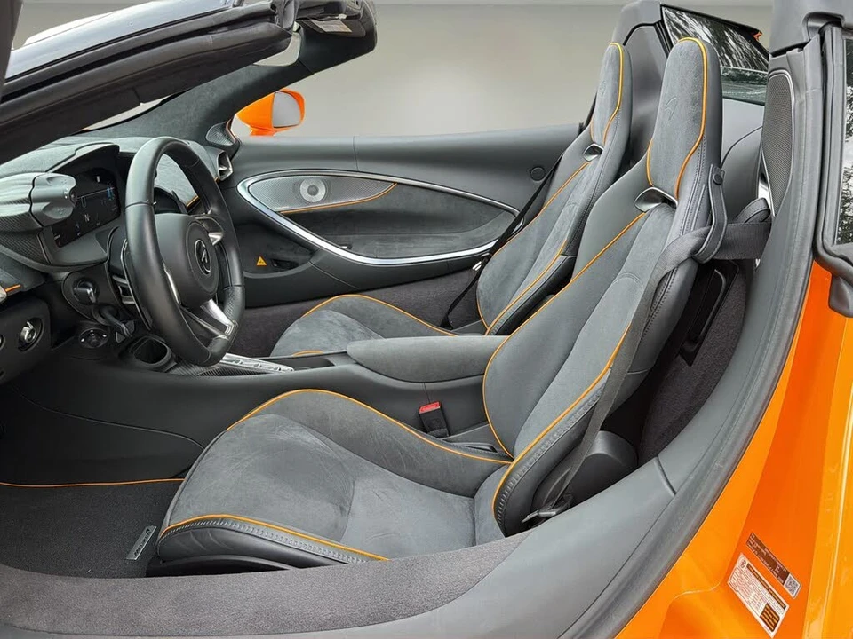 2026 McLaren Artura - Image 12 of 26