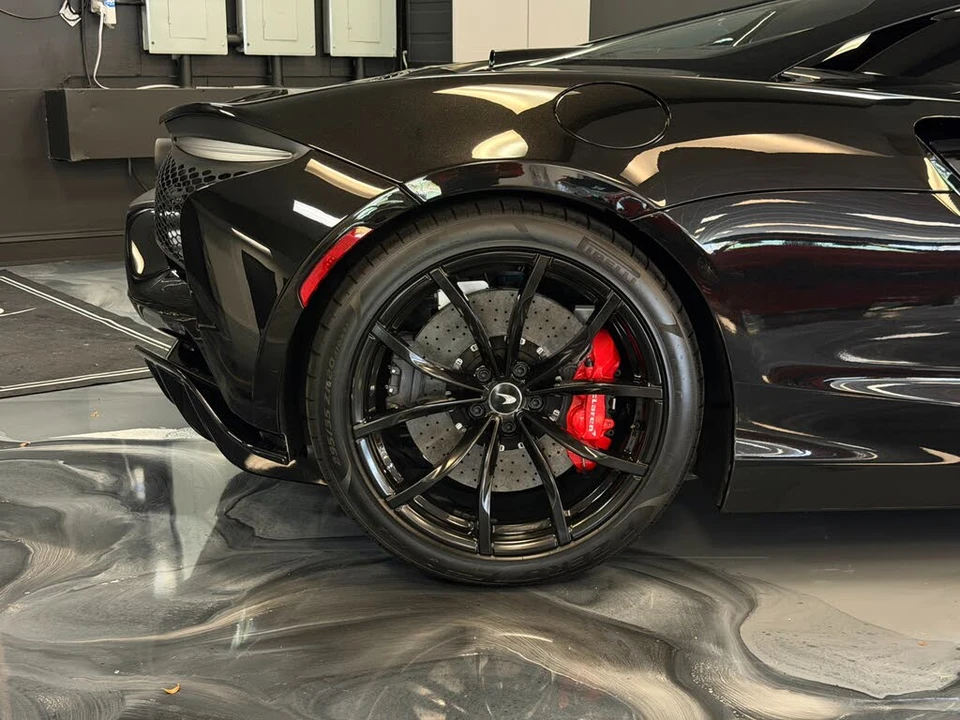 2026 McLaren Artura - Image 12 of 18