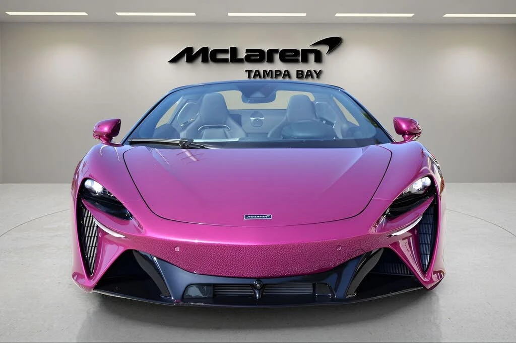 2026 McLaren Artura - Image 8 of 28