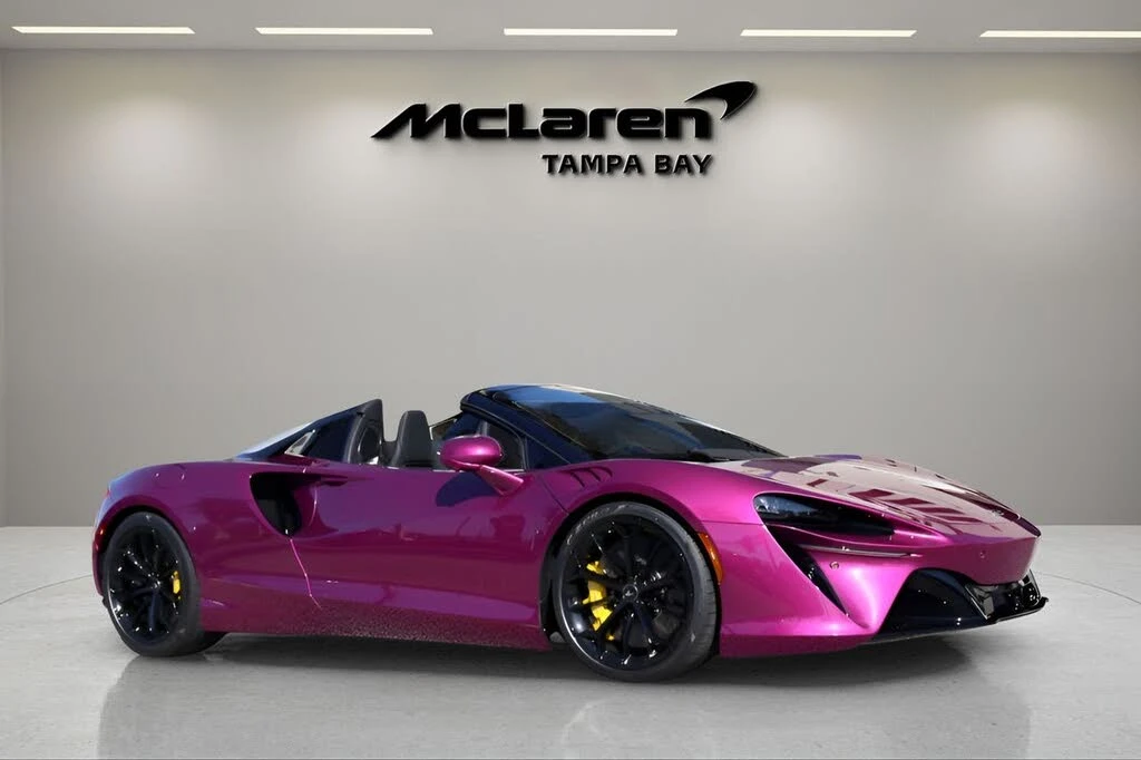 2026 McLaren Artura - Image 7 of 28