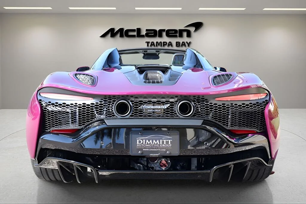 2026 McLaren Artura - Image 9 of 28