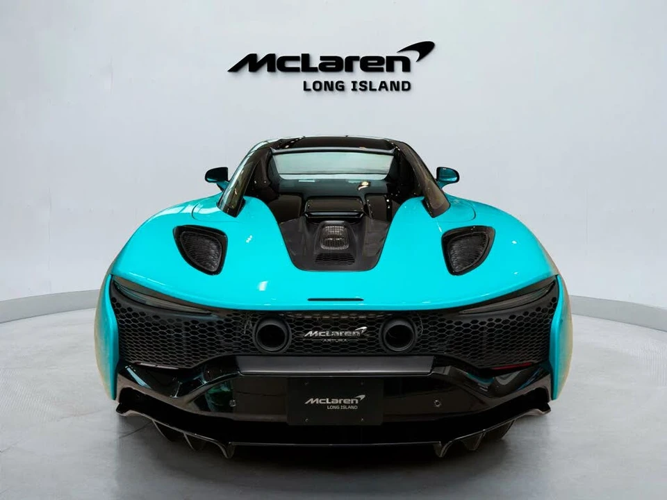 2026 McLaren Artura - Image 10 of 31