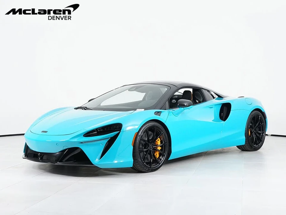 2026 McLaren Artura - Image 12 of 29