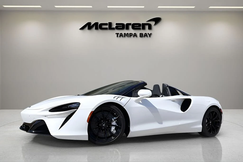 2026 McLaren Artura - Image 2 of 22
