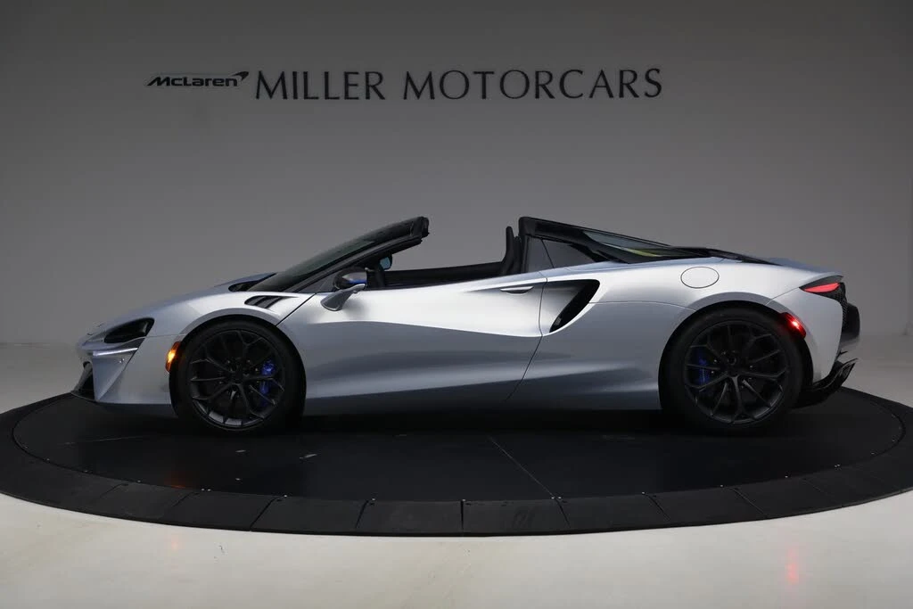 2026 McLaren Artura - Image 3 of 31
