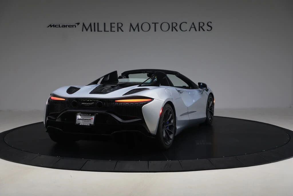 2026 McLaren Artura - Image 7 of 31