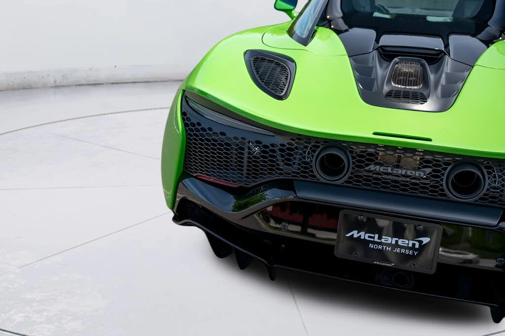 2026 McLaren Artura - Image 27 of 31