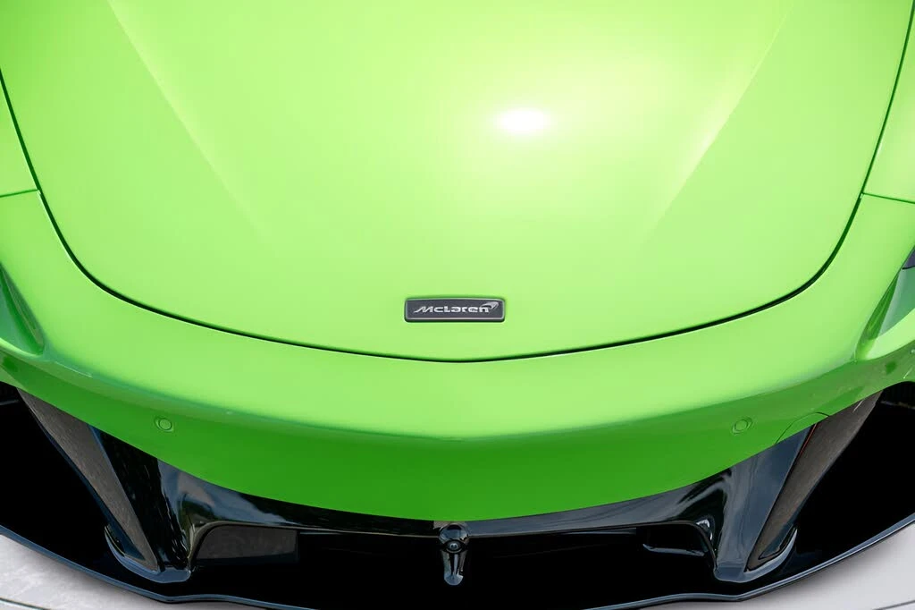 2026 McLaren Artura - Image 20 of 31