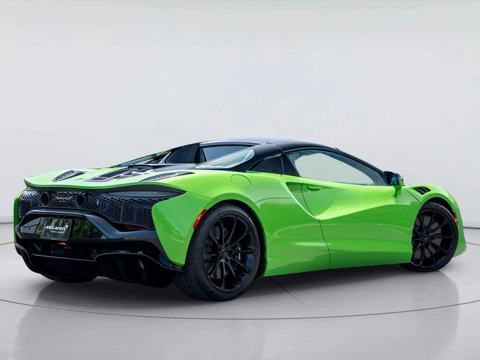 2026 McLaren Artura - Image 8 of 31