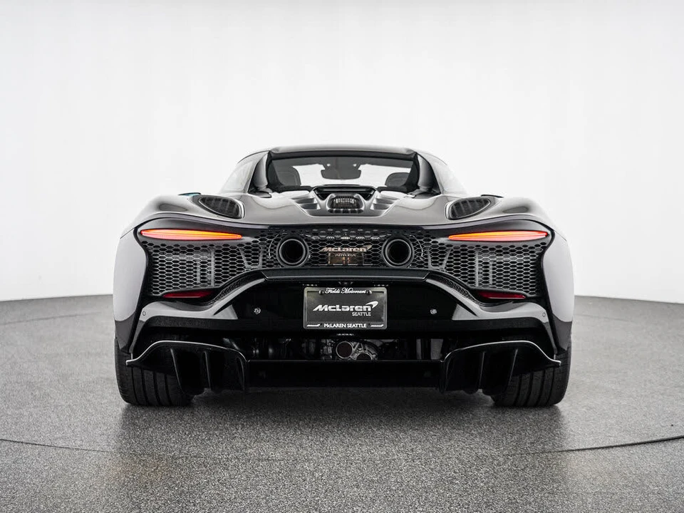 2026 McLaren Artura - Image 3 of 31