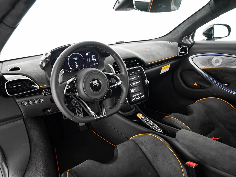 2026 McLaren Artura - Image 6 of 31