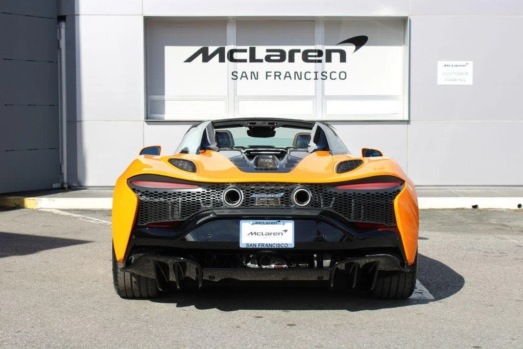 2026 McLaren Artura - Image 25 of 31