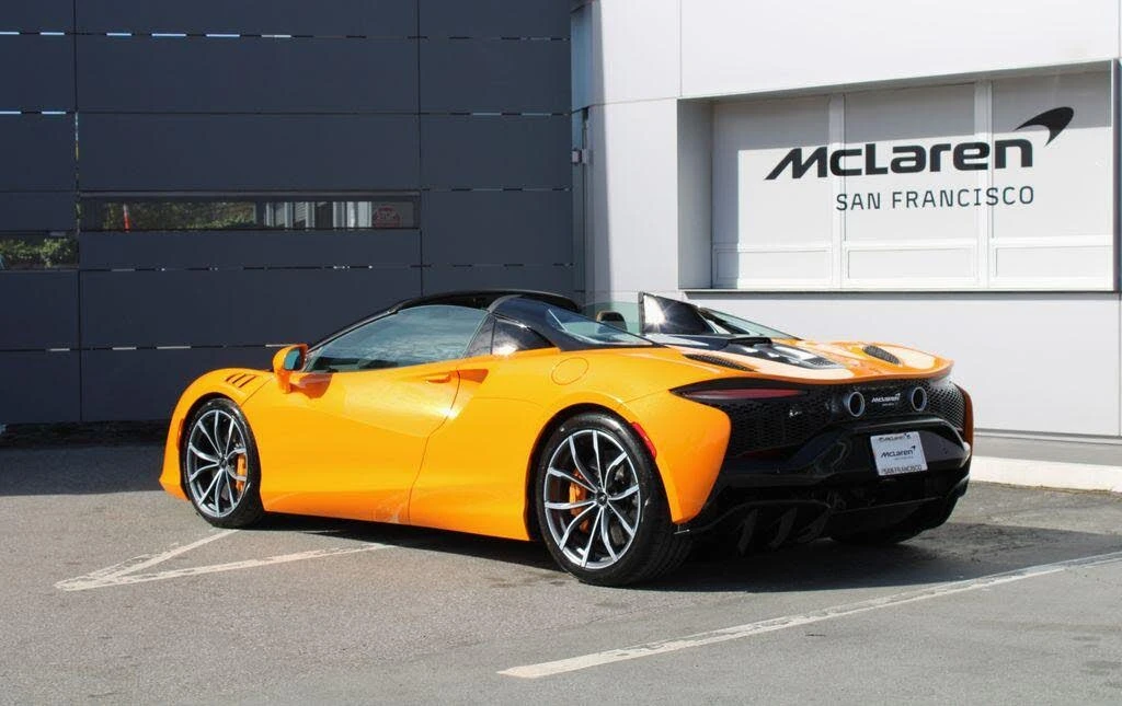 2026 McLaren Artura - Image 31 of 31