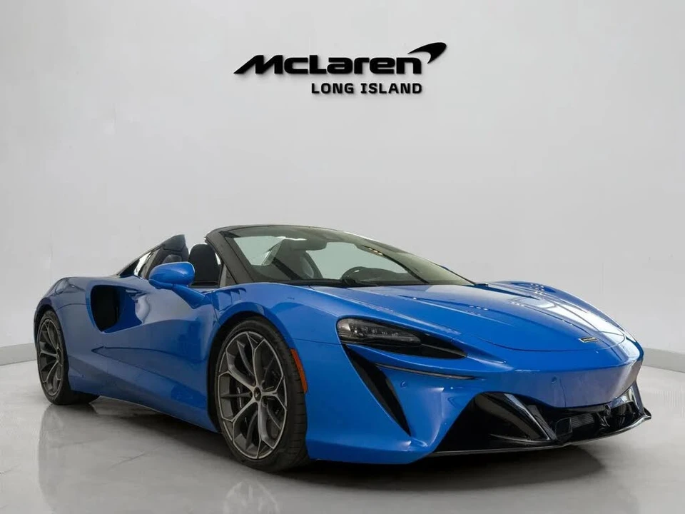 2026 McLaren Artura - Image 4 of 31